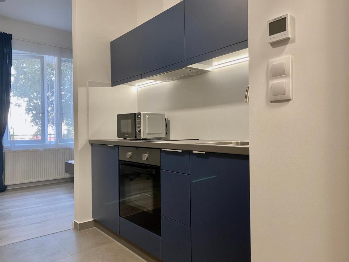 Апартаменти Jogasz Street - A. Apartman Печ Екстер'єр фото