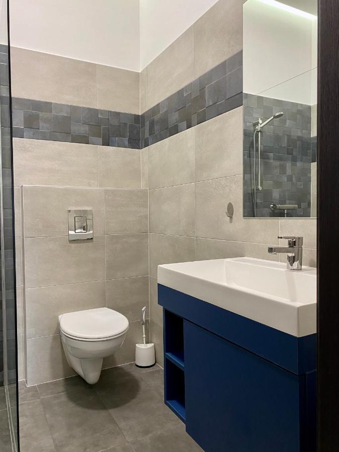 Апартаменти Jogasz Street - A. Apartman Печ Екстер'єр фото